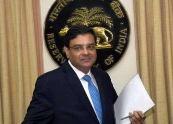 सरकार से तनातनी के बीच RBI गवर्नर उर्जित पटेल ने दिया इस्तीफा