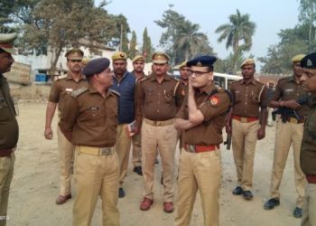 सुनौली: एसपी महराजगंज के चार्ज लेने के बाद सुनौली बॉर्डर पर प्रथम आगमन, सीमा सुरक्षा के जायजे लिए