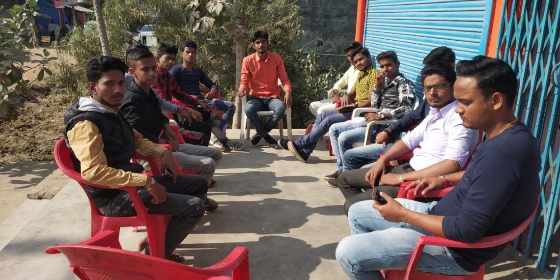 नौतनवा: मानवता और नेतृत्व की मिसाल पेश करने की शपथ लेकर युवाओ ने किया टीम का गठन