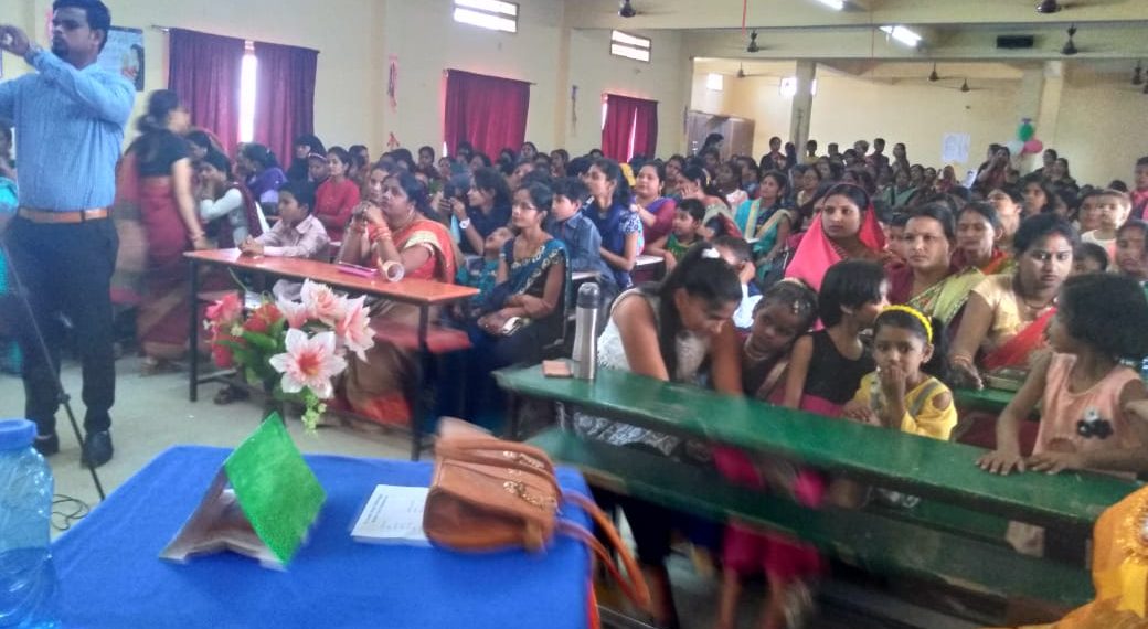 सेंट जोसेफ स्कूल में धूम धाम से मनाया गया मदर्स डे, माताओ ने जमकर प्रतिभाग किया