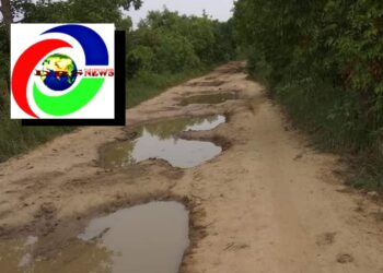 नौतनवां: आजादी के 7 दशक बाद भी ऐसी सड़क देख कर अपनी ही आंखों पर नही कर पाएंगे भरोसा, इस सड़क के बनने से 60 किलोमीटर तक कि दूरी हो जाएगी कम