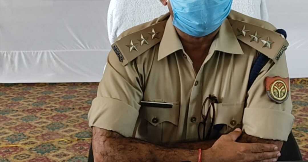 नौतनवा सीओ अजय सिंह चौहान को मिला उत्कृष्ट सेवा के लिए एक्सीलेंस सम्मान