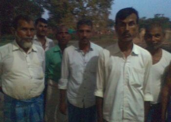 महराजगंज: बैकुंठपुर के टोला बोदरवार में सर्प के आतंक से चल रहा दहसत का माहौल ग्रामीण हैं चिंतित ढूंढ रहे सुरक्षा का उपाय