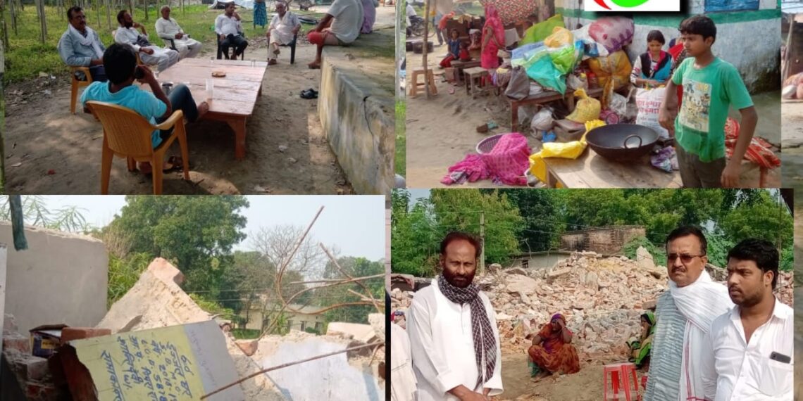 सलेमपुर: इंदिरा आवास में रह रहे लोगो का उजाड़ा आशियाना, पंचायत प्रतिनिधि महासंघ ने की कड़े शब्दों में निंदा