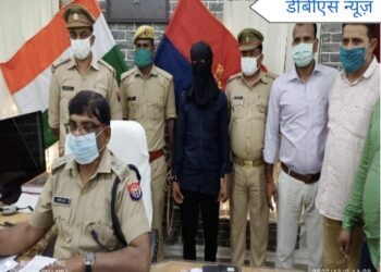 महराजगंज/फरेन्दा: एचडीएफसी बैंक में हुए लूट में वाछिंत 25000 रु0 के इनामिया अभियुक्त को मुम्बई से किया गया गिरफ्तार