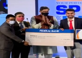 नौतनवा के विनायक गुप्ता ने स्पीक फॉर इंडिया ग्रैंड फिनाले जीत बढ़ाया मान