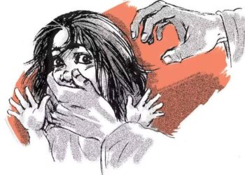 शर्मशार: महराजगंज में नाबालिग किशोरी से गैंगरेप, जिला अस्पताल रेफर