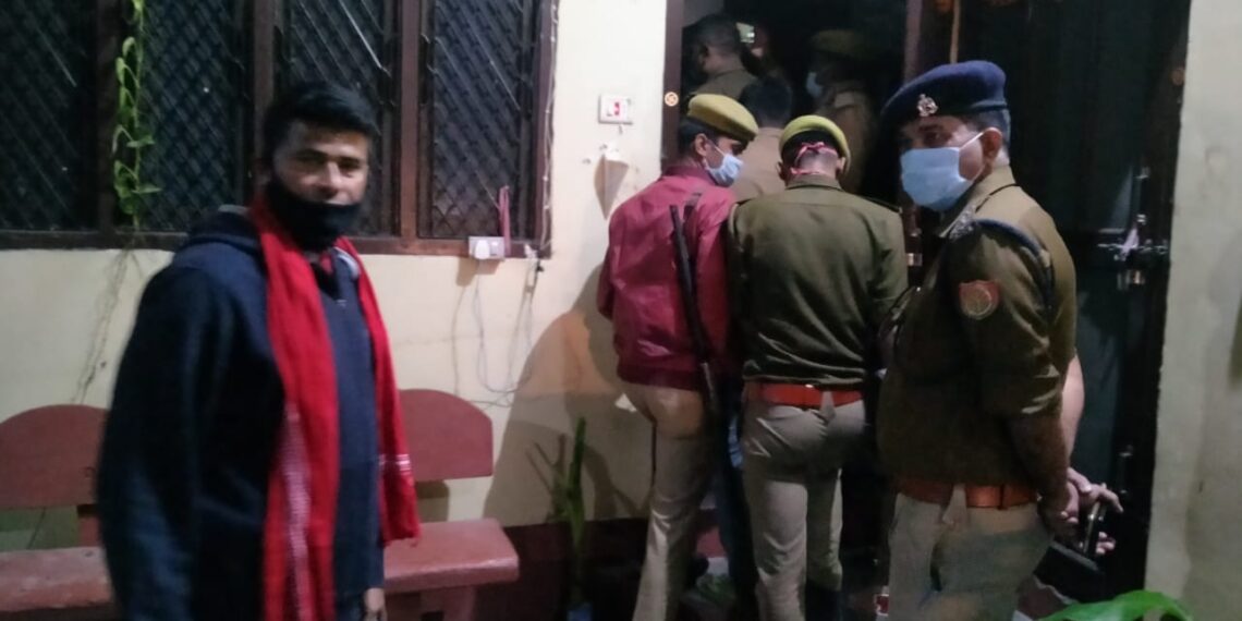 जब नौतनवां एसडीएम जुआरी बन पहुंचे अड्डे पर, बोले हम हु परूवा जगाइब, चला हमोक खेलेक बा, फिर कुछ गजब हुआ खुद ही पढ़ लीजिये, देखे वीडियो