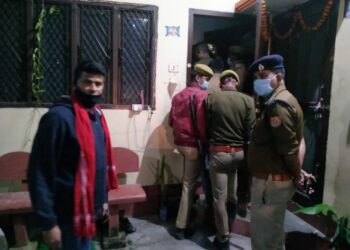 जब नौतनवां एसडीएम जुआरी बन पहुंचे अड्डे पर, बोले हम हु परूवा जगाइब, चला हमोक खेलेक बा, फिर कुछ गजब हुआ खुद ही पढ़ लीजिये, देखे वीडियो