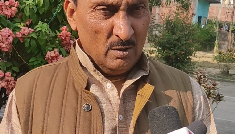 “लोकतांत्रिक प्रक्रिया और परंपराओं का गला घोट तानाशाही शासन चला रही भाजपा सरकार” जिला पंचायत अध्यक्ष के ऊपर हुई कार्यवाही पर प्रेस कॉन्फ्रेंस में बोले पूर्व सांसद कुंवर अखिलेश, देखे वीडियो