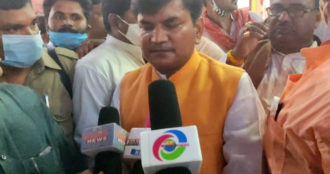 नौतनवां पहुंचे राज्यसभा सांसद ने कहा परमपूज्य योगी जी ने भेजा है संदेश विकास की नही छोड़ेंगे कोई कोर कसर और गुंडा माफियाओं की खैर नही