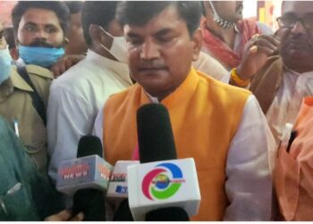 नौतनवां पहुंचे राज्यसभा सांसद ने कहा परमपूज्य योगी जी ने भेजा है संदेश विकास की नही छोड़ेंगे कोई कोर कसर और गुंडा माफियाओं की खैर नही