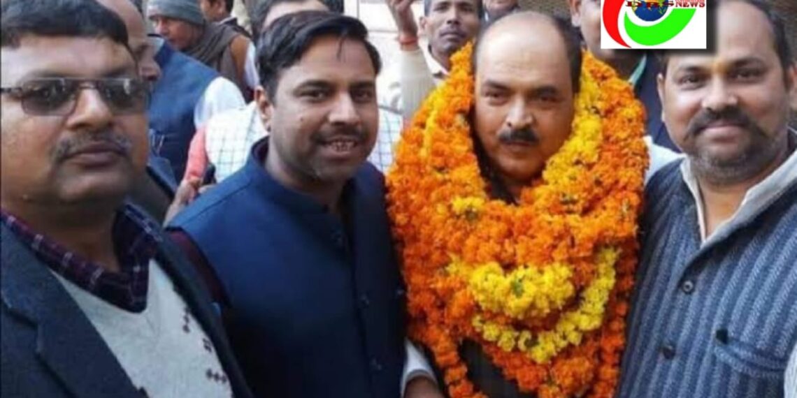 गोरखपुर-फैजाबाद खंड शिक्षक निर्वाचन में शर्मा गुट के ध्रुव कुमार त्रिपाठी ने लगाई जीत की हैट्रिक, खुद पढिये किसको कितना मिला वोट