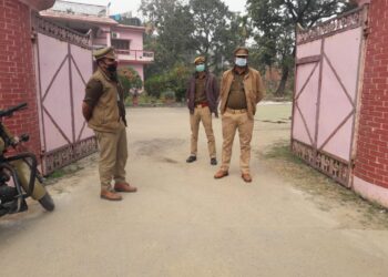 नौतनवां: कुंवर आवास पर पुलिस दे रही पहरा, बोले पूर्व विधायक किसानों के समर्थन में जल्द ही डंके के चोट पर करूँगा कार्यक्रम