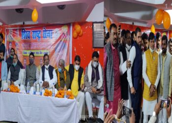 नौतनवां: छपवां टोल प्लाजा की टोल टैक्स समस्या से जल्द मिलेगी निजात: राज्यसभा सांसद