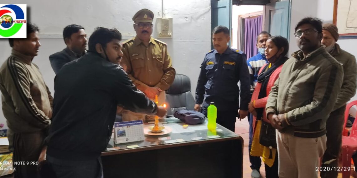 भारत नेपाल पुलिस और विभिन्न एनजीओ के साथ बेलहिया चौकी में मानव तस्करी के रोकथाम को लेकर हुई बैठक