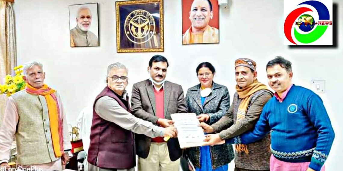 शिक्षा मंत्री सतीश द्विवेदी से मिल राष्ट्रीय शैक्षिक महासंघ प्रदेश प्रतिनिधिमंडल समस्याओं के निराकरण को सौंपा ज्ञापन