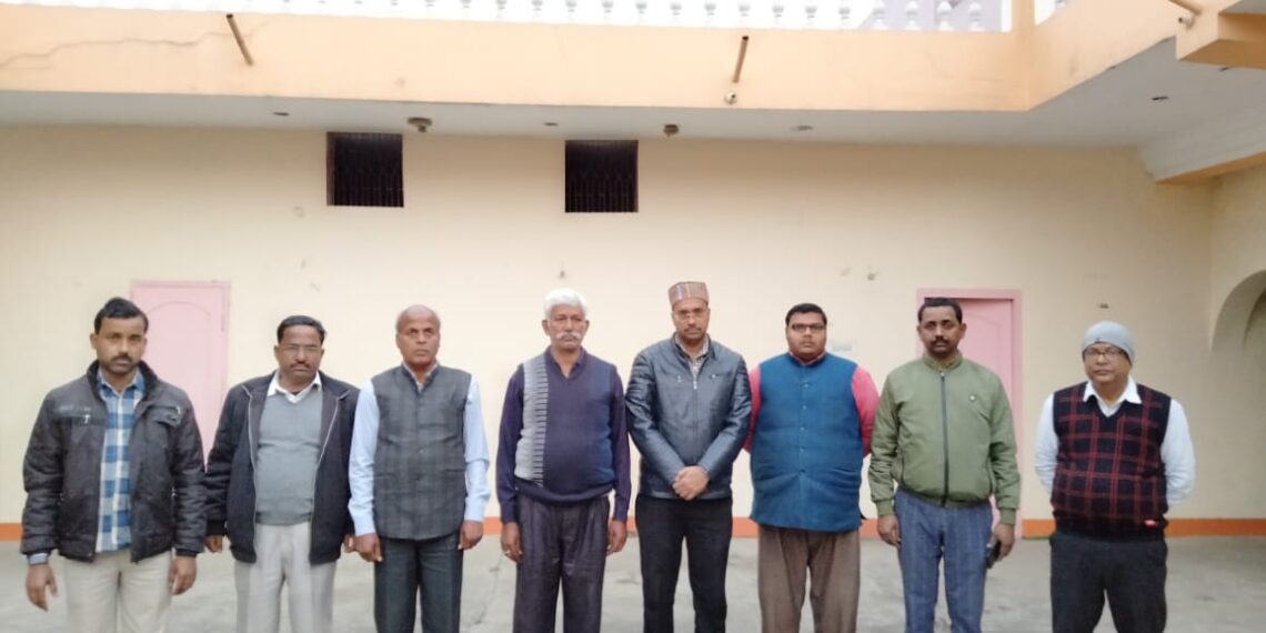 नौतनवां: मद्धेशिया समाज की कार्यकारिणी की बैठक सम्पन्न, लिया गया यह फैसला