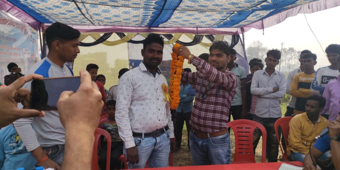 हरदी डाली क्रिकेट प्रतियोगिता के तीसरे दिन नौतनवां की टीम ने जमाई जीत की हैट्रिक