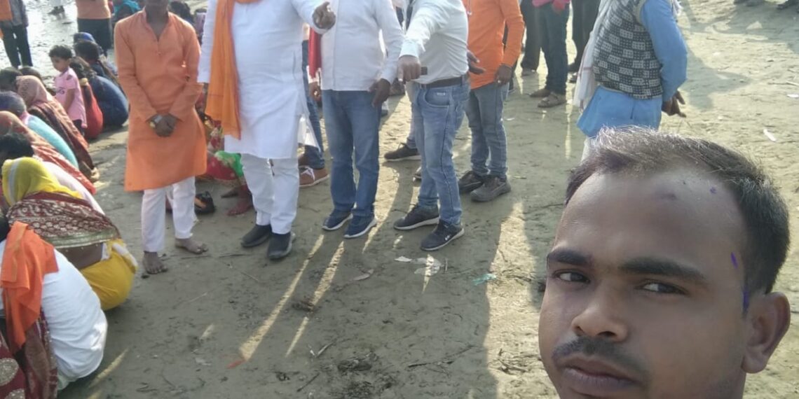 सिद्धार्थनगर: कलश यात्रा निकाल श्री श्री राम जानकी महायज्ञ समिति का हुआ शुभारंभ