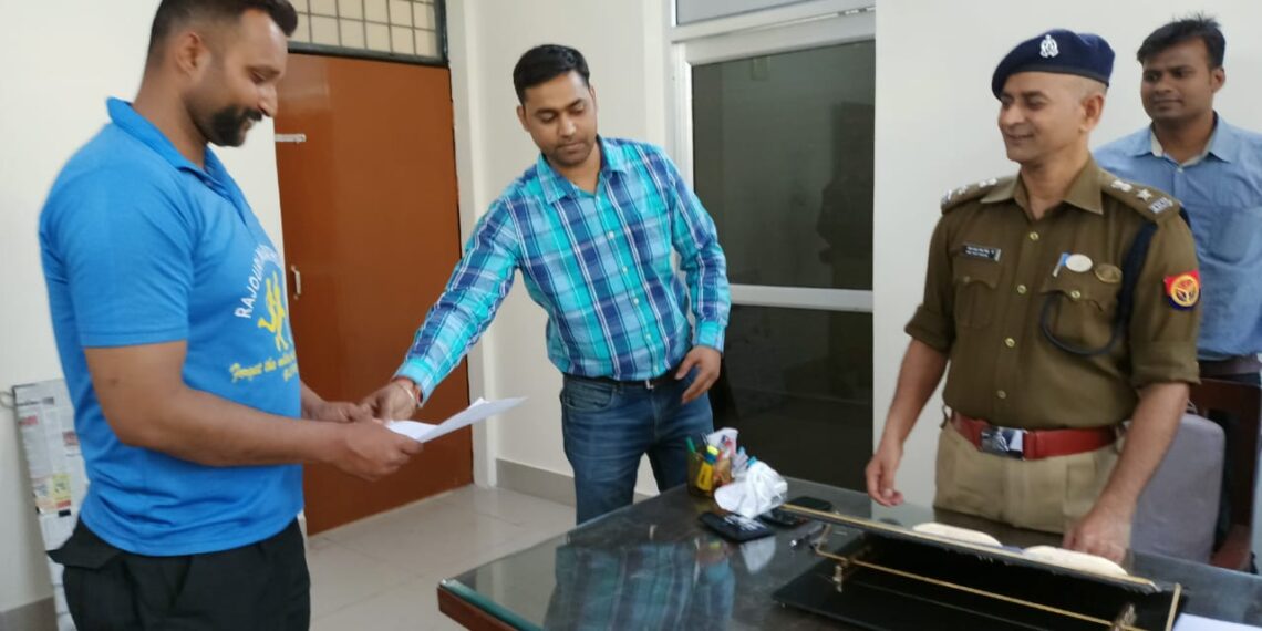 एसपी क्राइम के ऑपरेशन मुस्कान के तहत साइबर सेल ने लौटाई बीएसएफ जवान के चेहरे पर खुशी