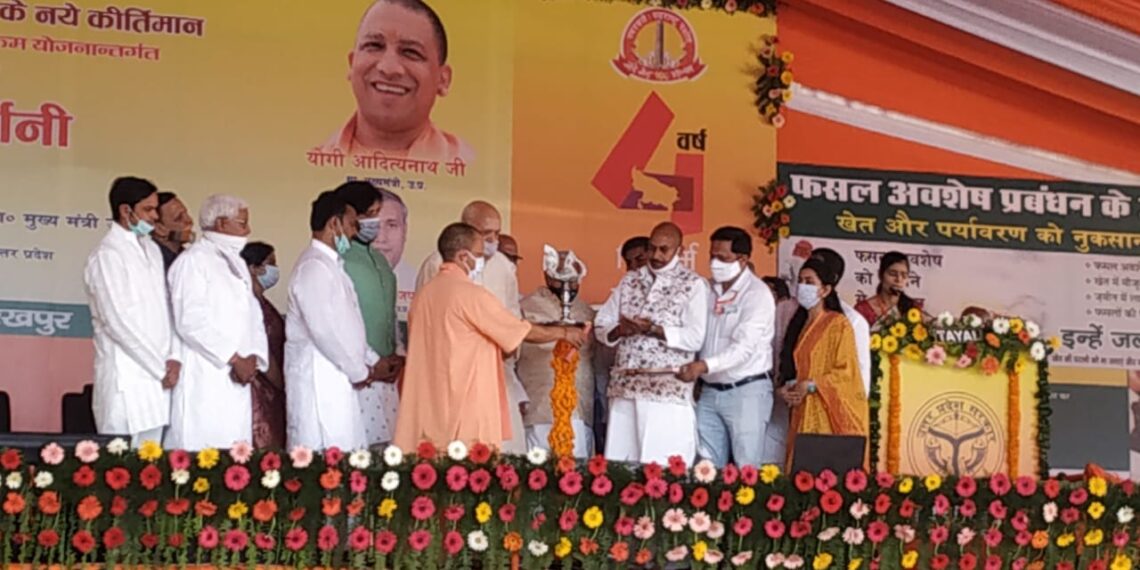 गोरखपुर: सीएम योगी किसान मेला एव प्रदर्शनी का किये उद्घाटन