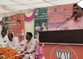 महराजगंज: फरेन्दा के विधायक बजरंग बहादुर सिंह द्वारा किया गया चार सड़को का शिलान्यास