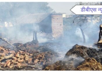 सिद्धार्थनगर: कब्जा हटवाने गए तहसीलदार और राजस्व कर्मियों को ग्रामीणों ने दौड़ाया, झोपड़ियो में लगी अज्ञात कारणों से आग, छावनी में तब्दील हुआ गांव