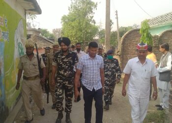 बिना डरे करें मतदान, दबाव बनाने वाले जाएंगे जेल: एसडीएम प्रमोद कुमार