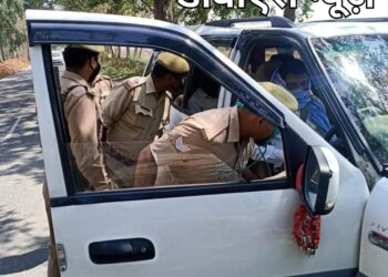 सिद्धार्थनगर: कोविड-19 के नियमों का उल्लंघन करने वालों व्यक्तियों के विरुद्ध जनपदीय पुलिस द्वारा की गई बड़ी कार्यवाही