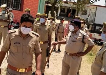 महराजगंज: चुनावी खुन्नस में हुई खूनी संघर्ष 1 की मौत 5 की हालत बेहद गंभीर मौके पर पहुंचे पुलिस अधीक्षक प्रदीप गुप्ता