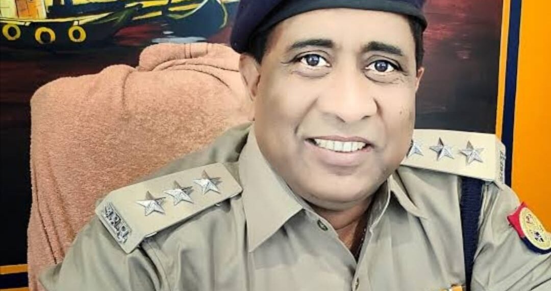 महराजगंज: कोरोना काल में यातायात व्यवस्था व वाहन चैकिंग को लेकर महाराजगंज पुलिस की नई पहल