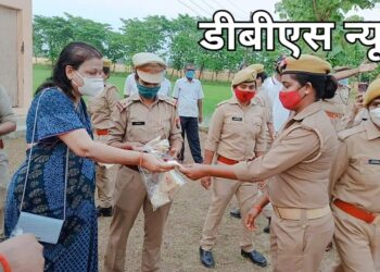 महराजगंज: पुलिस फैमिली वेलफेयर एसोसिएशन के तत्वाधान मे वटवृक्ष का हुआ रोपण, एसपी व एएसपी की पत्नी ने दिया पर्यावरण सुरक्षा का संदेश