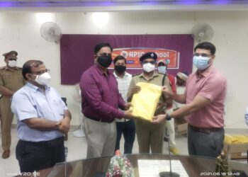 कोरोना महामारी से लड़ाई में मीडिया कर्मियों की भूमिका अहम- डीएम