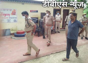 महराजगंज: एसपी ने थाना सिंदुरिया का किया आकस्मिक निरीक्षण, थाने पर हो रहे निर्माण कार्यों की प्रगति देख दिए आवश्यक दिशा निर्देश