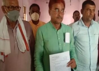 कोल्हुई: सिपाहियों के दुर्व्यवहार से परेशान होकर प्रधानों ने की मुख्यमंत्री से शिकायत