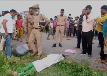 खनुवा: 25 वर्षीय युवती का मिला शव, पहुंची पुलिस