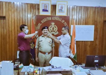 गोरखपुर एडीजी अखिल कुमार ने इस निरीक्षक को स्टार लगा डीएसपी पद पर किया प्रोन्नत