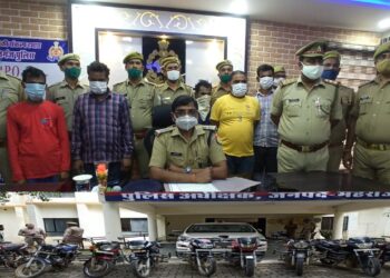 महराजगंज: 5 बाइक लिफ्टर को पुलिस ने भेंजा जेल, 11 बाइक 1 तमंचा,1 कारतूस, 1 खोखा बरामद
