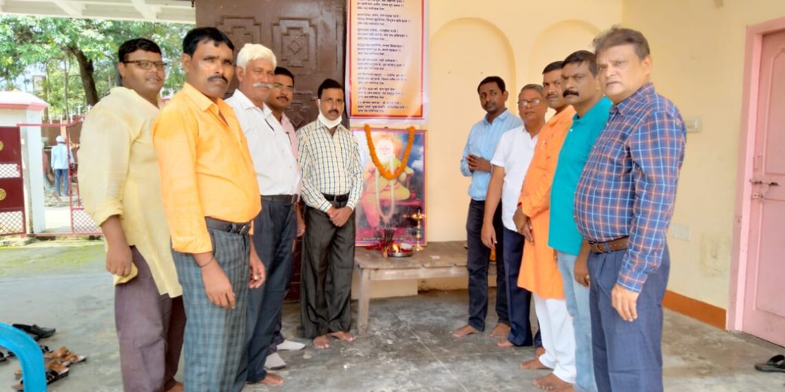 नौतनवां: मद्धेशिया समाज के कुल गुरु बाबा गणिनाथ का मनाया गया जन्मोत्सव