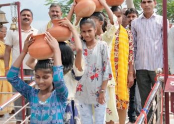 नौतनवां: मान्यता है नवरात्र में होती है मनोकामनाएं पूरी, सर्वा देवी मंदिर में सभी तैयारियां पूरी