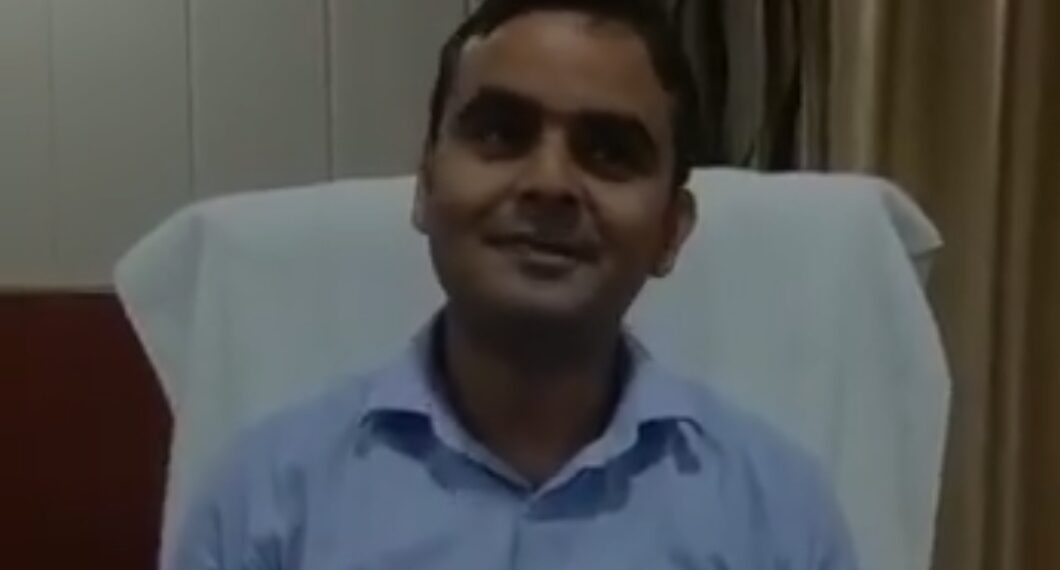 महराजगंज से डॉ उज्ज्वल कुमार का तबादला नए डीएम बने सत्येंद्र कुमार