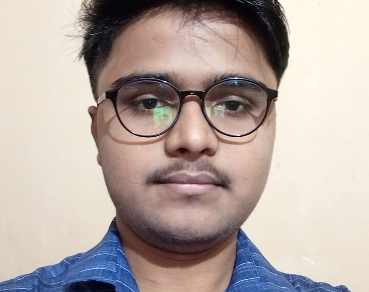 नौतनवां: नीट परीक्षा में 630 रैंक लाकर मनीष ने बढ़ाया मान