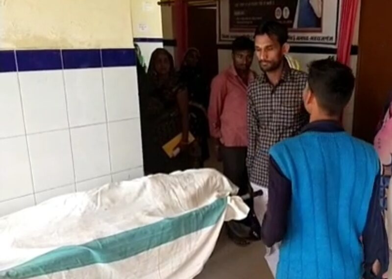 कोल्हुई: फिर पिकप ने 3 बच्चो को मारी ठोकर, 1 बच्चे की मौत दो की हालत गंभीर