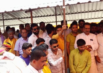 नौतनवां: भगवान परशुराम की मूर्ति स्थापना के लिए धूमधाम से हुआ भूमि पूजन