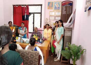 मिठौरा:12 ग्राम पंचायतों में गठित किशोरी समूह बनाएंगी किशोरियों को शशक्त