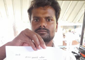 नौतनवां: युवक का लेखपाल पर आरोप, जमीन दिलाने के नाम पर मांगी जा रही मोटी रकम