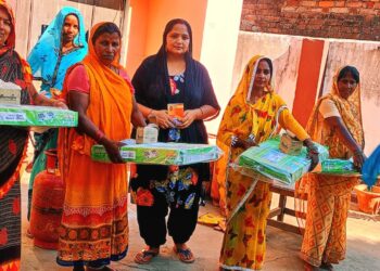 पुरैनिहां: मुफ्त रसोई गैस पाकर लाभर्थियों के चेहरे पर दिखी खुशी