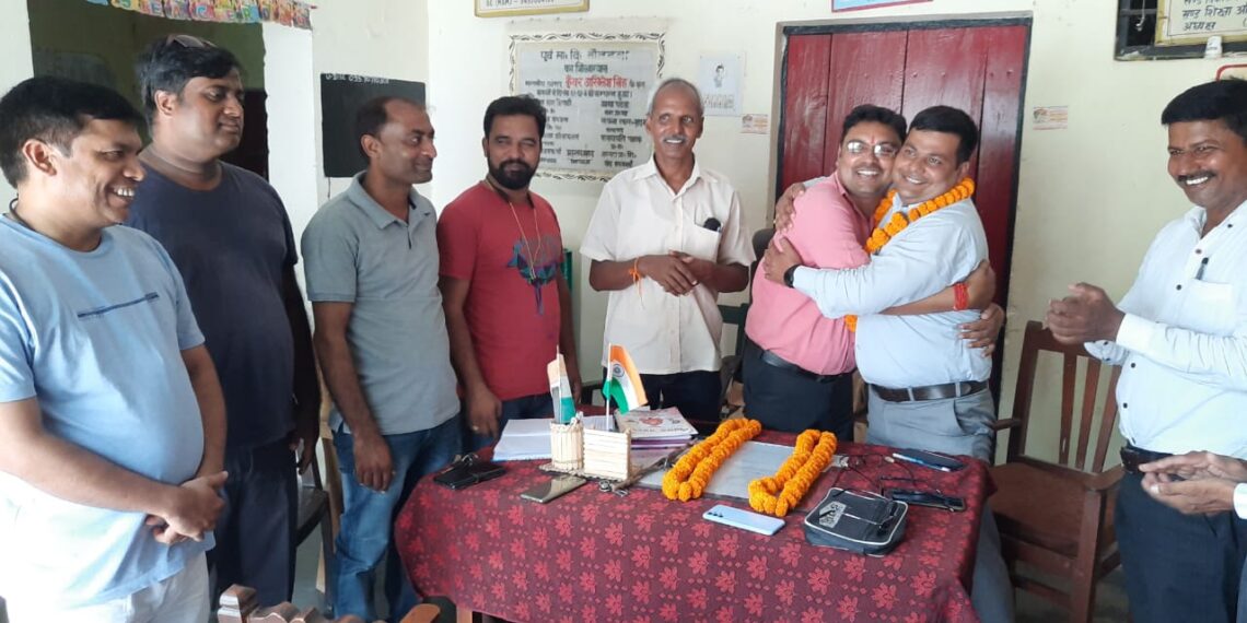 नौतनवां ब्लॉक के 2 शिक्षक नेताओ ने जॉइन किया राष्ट्रीय शैक्षिक महासंघ