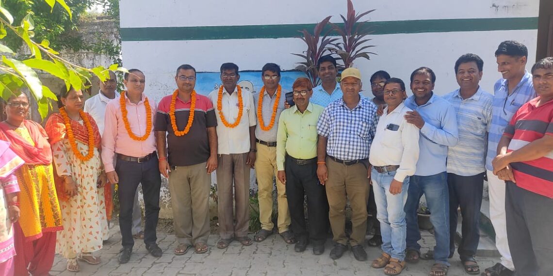 नौतनवां: प्राथमिक शिक्षक संघ के रिक्त पदों पर शिक्षक नेताओं को मिली जिम्मेदारी